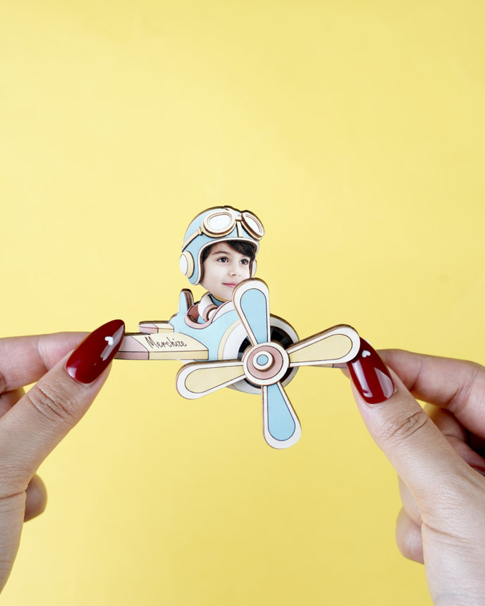 Custom Shape Wood Car Clip With Spinning Charm