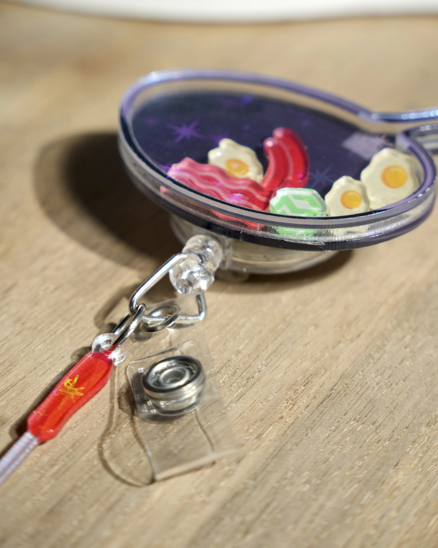 Custom Shape Hologram Shaker Badge Reel With Charm