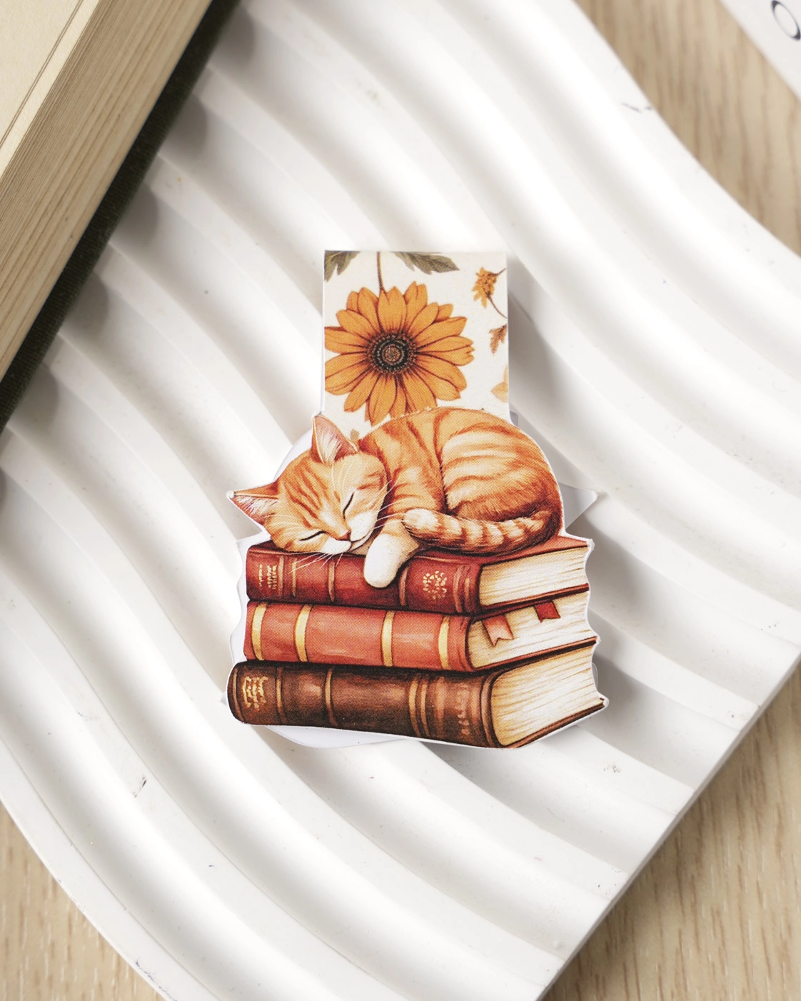 Custom Shape Magnet Bookmark
