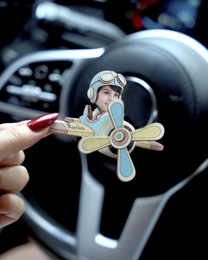 Custom Shape Wood Car Clip With Spinning Charm