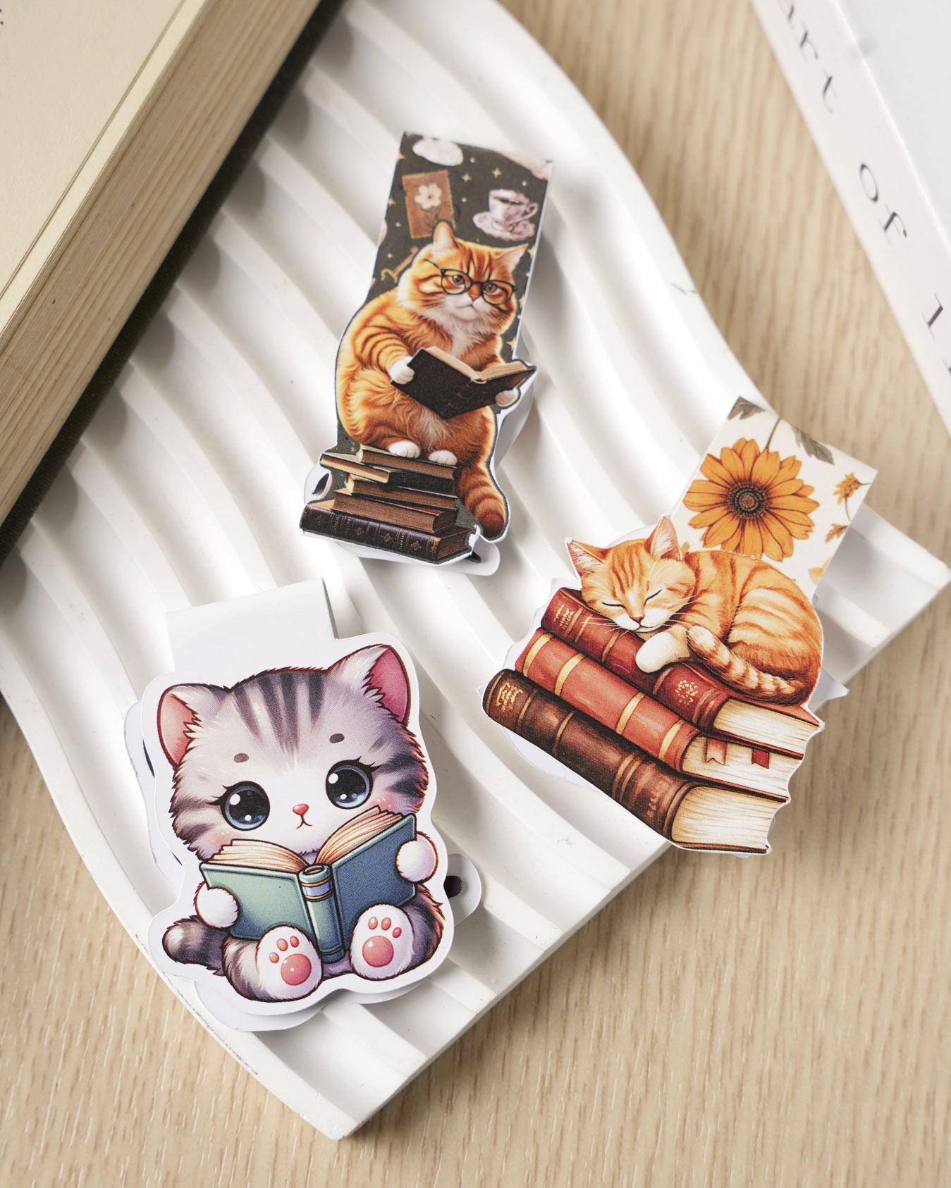Custom Shape Magnet Bookmark