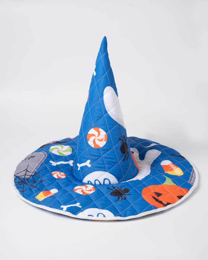 All-over Print Quilted Witch Hat
