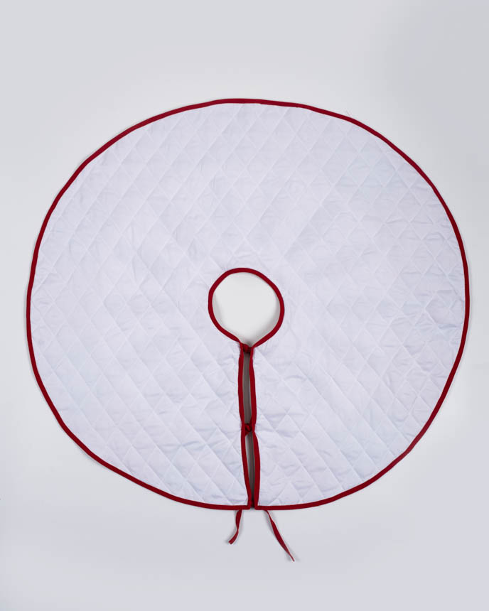 Quilt Christmas Tree Skirt