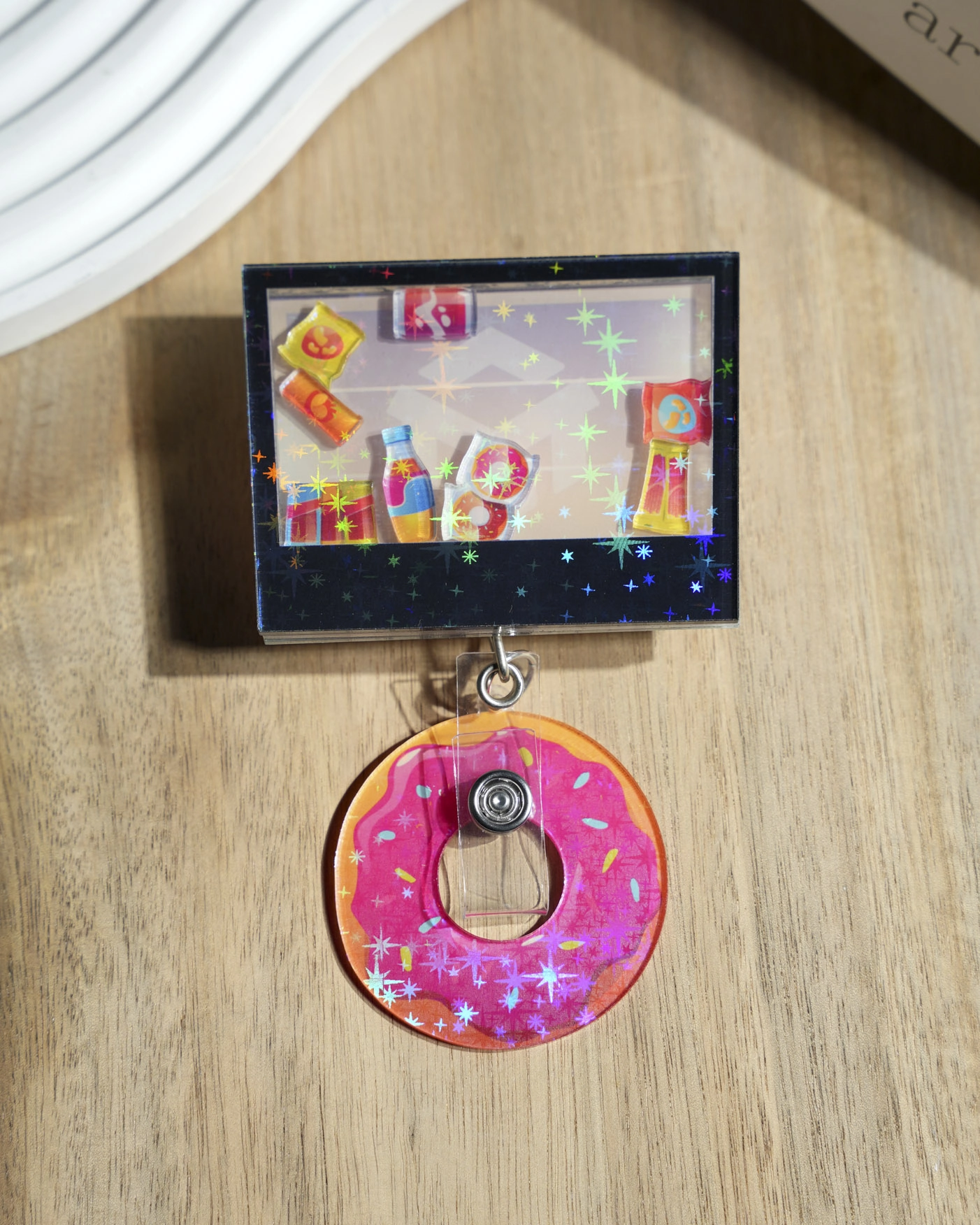 Custom Shape Hologram Shaker Badge Reel With Charm