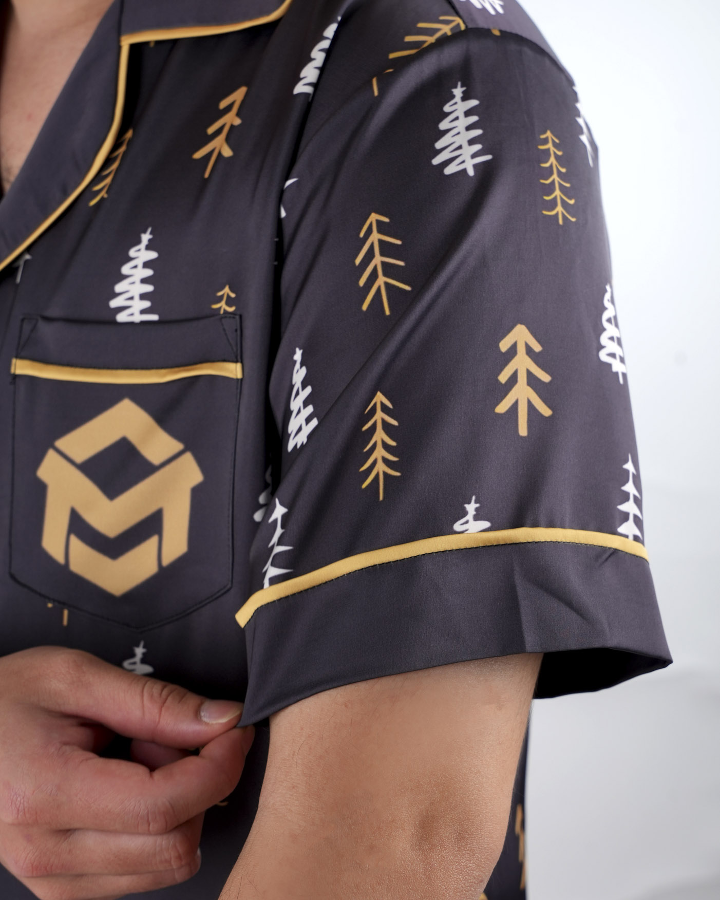 All-over Print Men's Satin Short-sleeve Pajamas Set