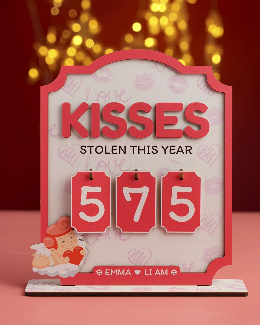 Custom Shape  Wood Bookshelf Tracker With Stand